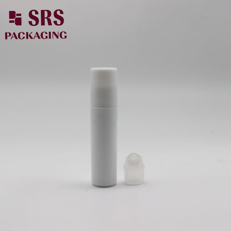 5ml Round White Lip Gloss Plastic Roller Bottle Custom