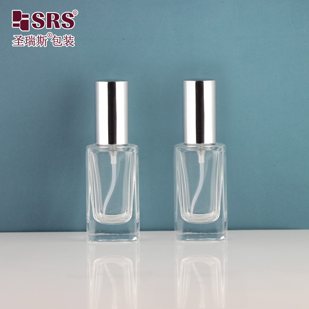 Square Elegant Dispenser Fine Mist Luxury Hand Sanitizer Container 15ml 30 ml Glass Spray Bottle
