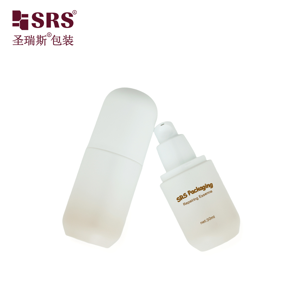 The Manufacturer Customized Cosmetics 30ml 40ml 100ml 120ml Skin Care Lotion Pump Foundation Glass Bottle